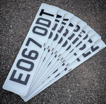 Strong Double-Sided Sticky Pads for Plates – Secure Mounting Made Easy