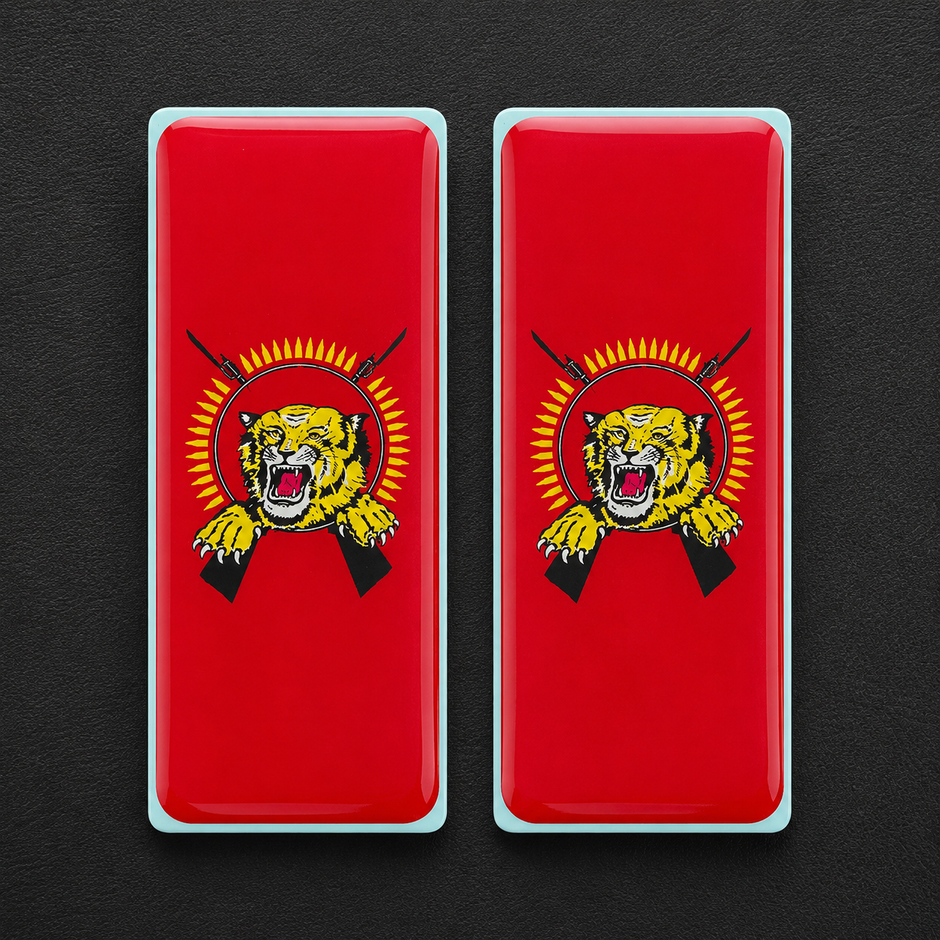 FLAGS / BADGES